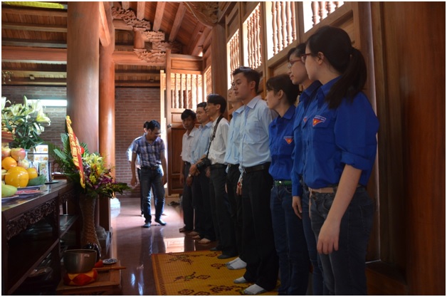 Ngày 17/5/2016, Chi đoàn Trung tâm V tổ chức dâng hương Chủ tịch Hồ Chí Minh và các anh hùng dân tộc tại Khu di tích Tràng Kênh, Hải Phòng