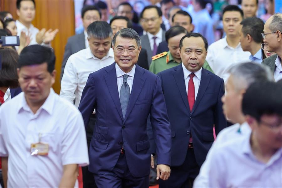 Thủ tướng Lê Minh Hưng đến dự Lễ chào mừng Ngày Khoa học, Công nghệ và Đổi mới sáng tạo Việt Nam và Hội nghị triển khai công nghệ chiến lược.