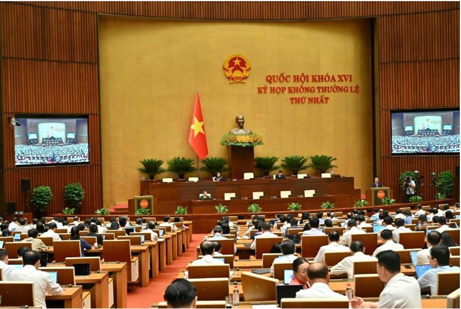 Quang cảnh phiên họp.